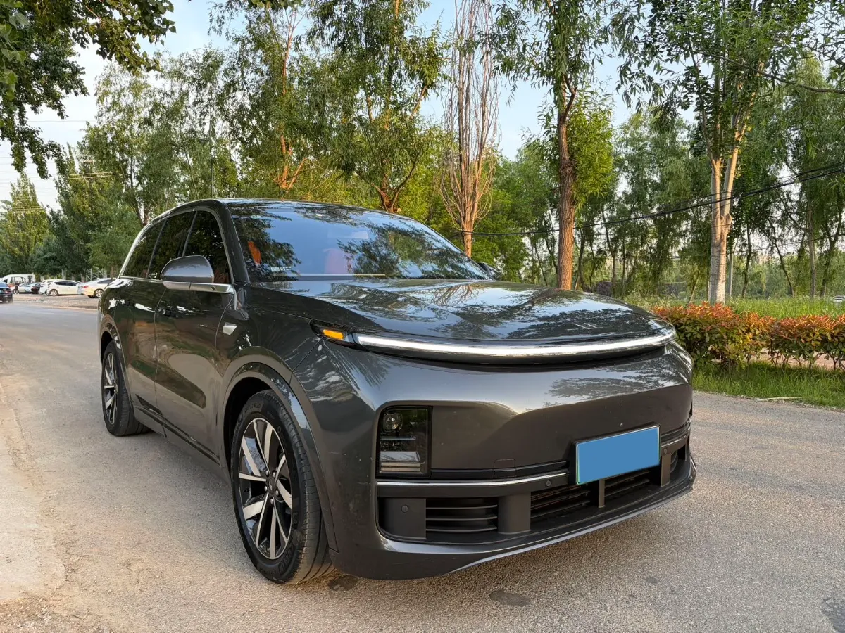 2023 Li L8 Range Extended 154HP REEV 40.9KWH,autocango,china used car exporter,china ev exporter,chinese used car exporter,chinese used ev exporter