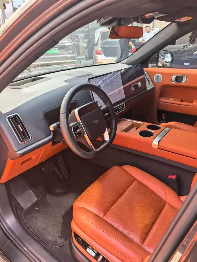 2023 Li L7 Range Extended 154HP REEV 40.9KWH,autocango,china used car exporter,china ev exporter,chinese used car exporter,chinese used ev exporter