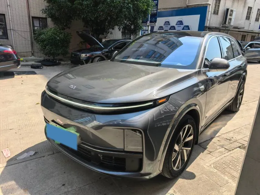 2023 Li L7 Range Extended 154HP REEV 40.9KWH,autocango,china used car exporter,china ev exporter,chinese used car exporter,chinese used ev exporter