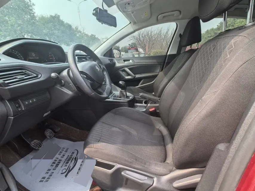 2018 Peugeot 308 1.6L 117HP L4 5MT,autocango,china used car exporter,china ev exporter,chinese used car exporter,chinese used ev exporter