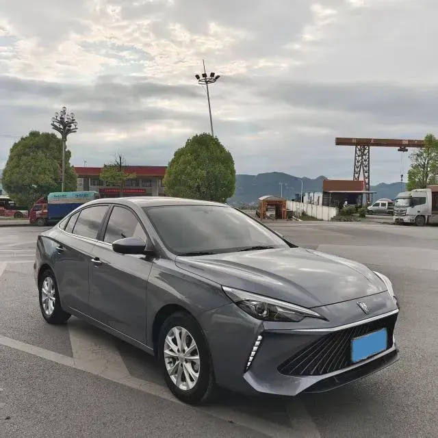 2024 Roewe i5 1.5L 129HP L4 CVT,autocango,china used car exporter,china ev exporter,chinese used car exporter,chinese used ev exporter