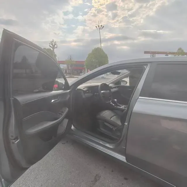 2024 Roewe i5 1.5L 129HP L4 CVT,autocango,china used car exporter,china ev exporter,chinese used car exporter,chinese used ev exporter