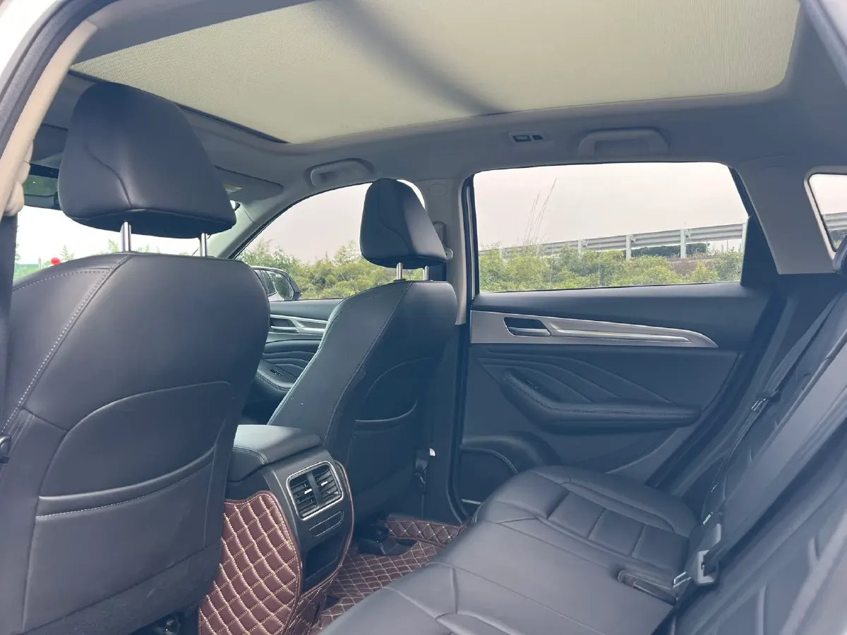 2020 Haval F7 2.0T 224HP L4 7DCT,autocango,china used car exporter,china ev exporter,chinese used car exporter,chinese used ev exporter