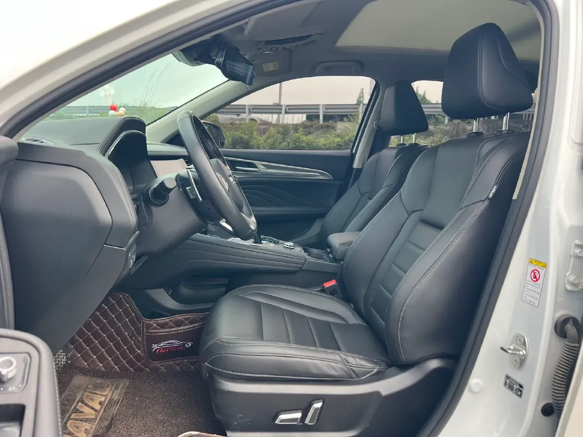 2020 Haval F7 2.0T 224HP L4 7DCT,autocango,china used car exporter,china ev exporter,chinese used car exporter,chinese used ev exporter