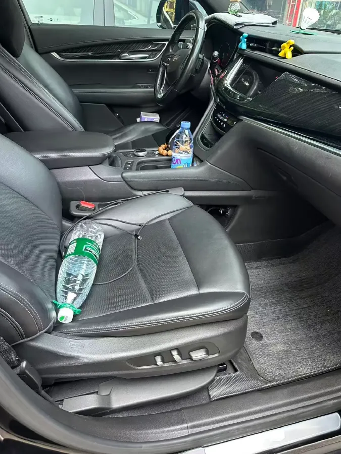 2021 Cadillac XT6 2.0T 237HP L4 9AT,autocango,china used car exporter,china ev exporter,chinese used car exporter,chinese used ev exporter