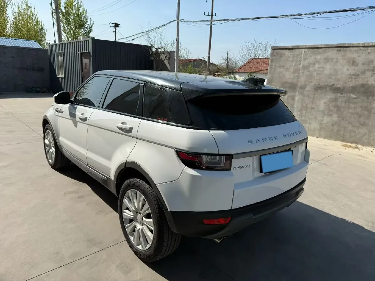 2018 Land Rover Range Rover Evoque 2.0T 241HP L4 9AT,autocango,china used car exporter,china ev exporter,chinese used car exporter,chinese used ev exporter