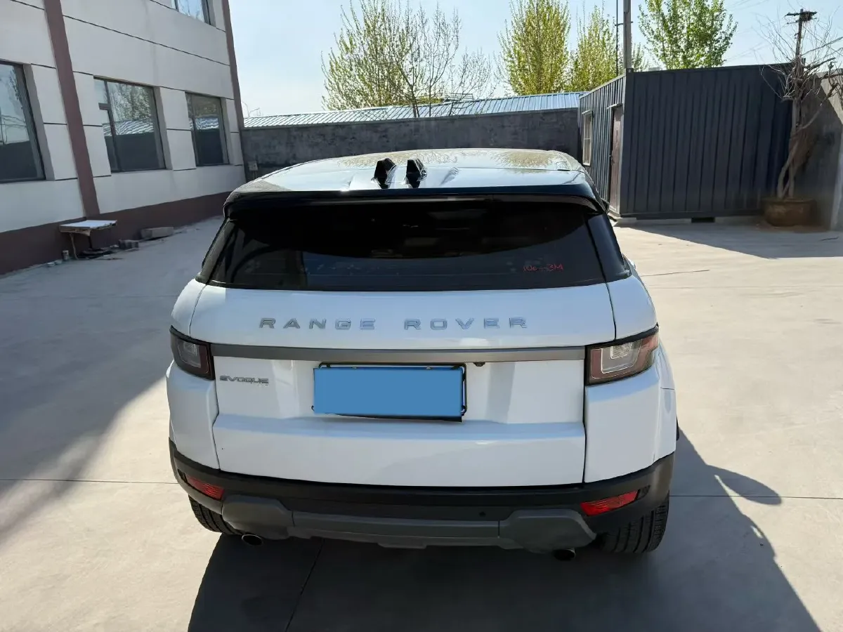 2018 Land Rover Range Rover Evoque 2.0T 241HP L4 9AT,autocango,china used car exporter,china ev exporter,chinese used car exporter,chinese used ev exporter