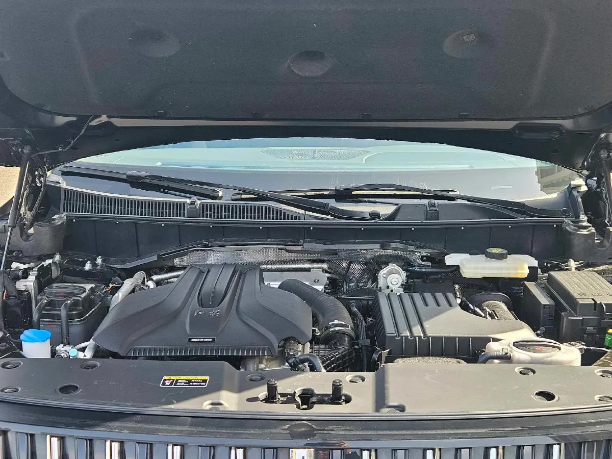 2024 HongQi HS7 2.0T 163HP L4 1DHT PHEV 20.1KWH,autocango,china used car exporter,china ev exporter,chinese used car exporter,chinese used ev exporter