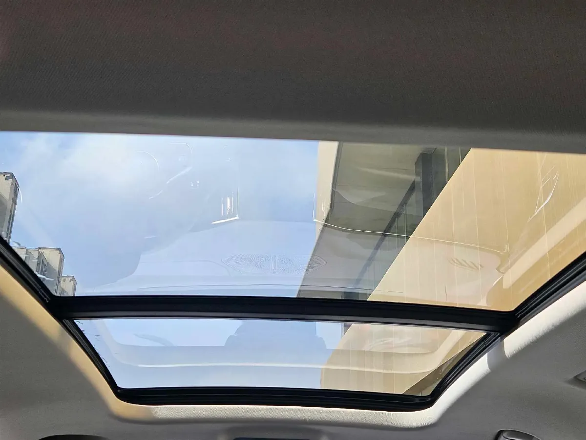 2024 HongQi HS7 2.0T 163HP L4 1DHT PHEV 20.1KWH,autocango,china used car exporter,china ev exporter,chinese used car exporter,chinese used ev exporter