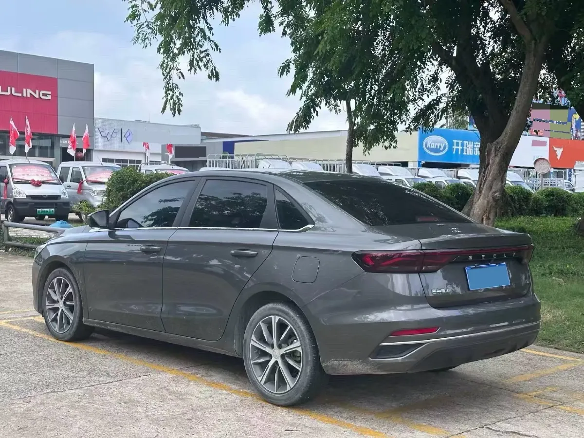 2022 Geely Emgrand 1.5L 114HP L4 CVT,autocango,china used car exporter,china ev exporter,chinese used car exporter,chinese used ev exporter