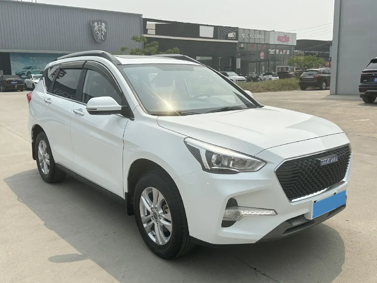 2018 Haval M6 1.5T 150HP L4 6MT,autocango,china used car exporter,china ev exporter,chinese used car exporter,chinese used ev exporter