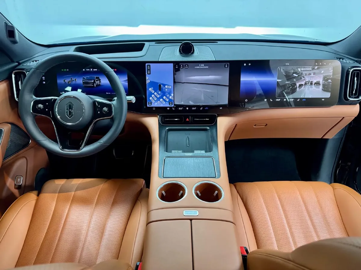 2025 AITO AITO M8 REEV 160HP REEV 53.4KWH,autocango,china used car exporter,china ev exporter,chinese used car exporter,chinese used ev exporter