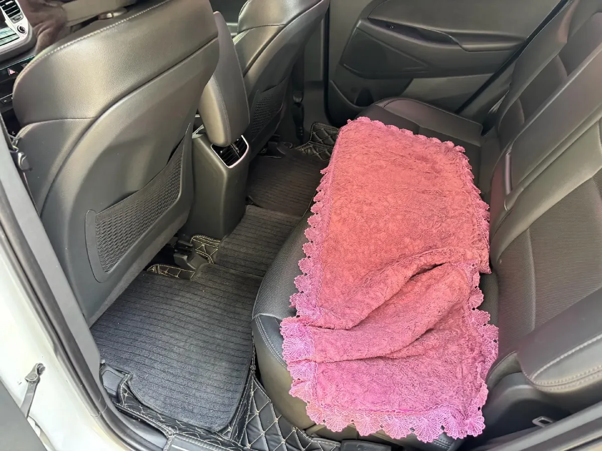 2018 Hyundai Tucson 1.6T 177HP L4 7DCT,autocango,china used car exporter,china ev exporter,chinese used car exporter,chinese used ev exporter