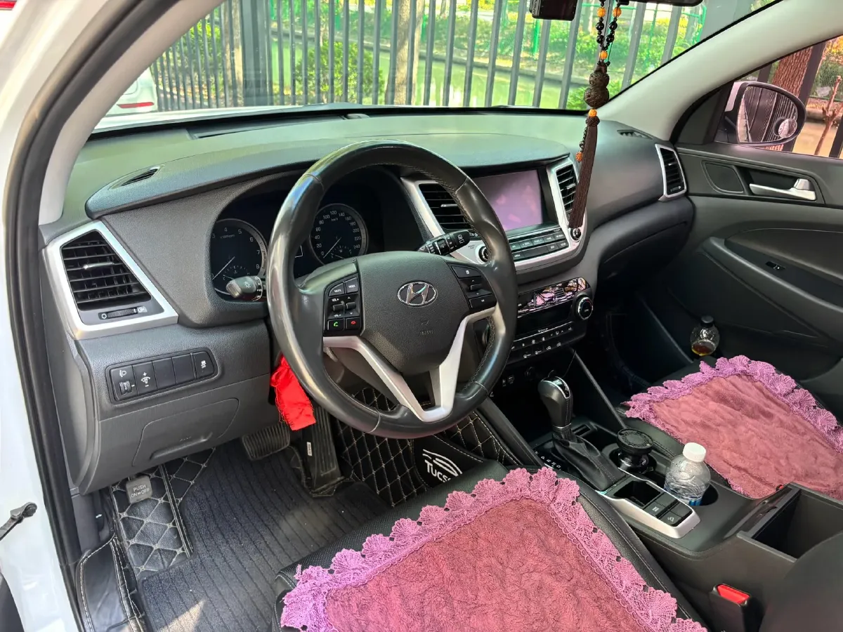 2018 Hyundai Tucson 1.6T 177HP L4 7DCT,autocango,china used car exporter,china ev exporter,chinese used car exporter,chinese used ev exporter