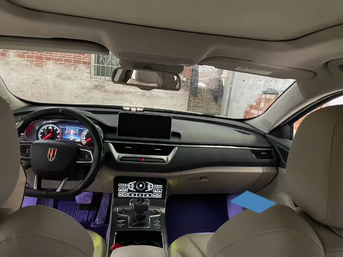 2020 HongQi H5 1.8T 197HP L4 6AT,autocango,china used car exporter,china ev exporter,chinese used car exporter,chinese used ev exporter