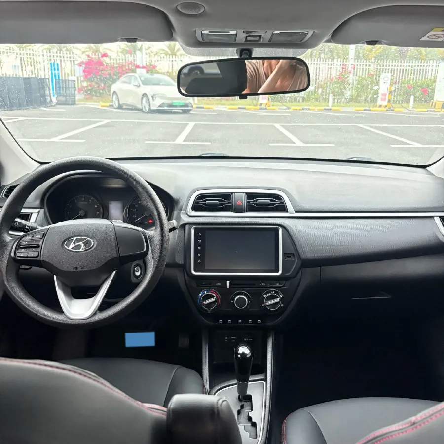 2017 Hyundai Reina 1.4L 95HP L4 4AT,autocango,china used car exporter,china ev exporter,chinese used car exporter,chinese used ev exporter