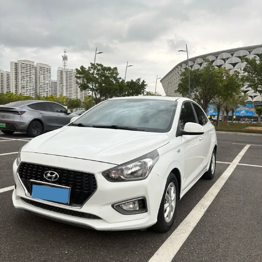 2017 Hyundai Reina 1.4L 95HP L4 4AT,autocango,china used car exporter,china ev exporter,chinese used car exporter,chinese used ev exporter