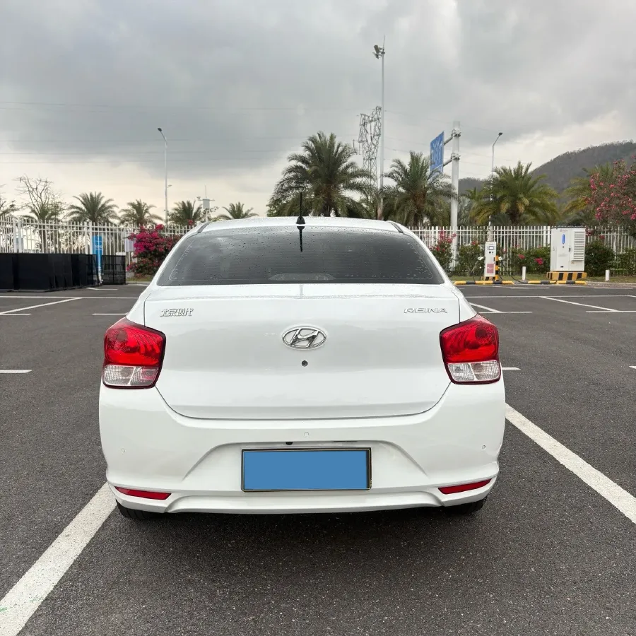 2017 Hyundai Reina 1.4L 95HP L4 4AT,autocango,china used car exporter,china ev exporter,chinese used car exporter,chinese used ev exporter