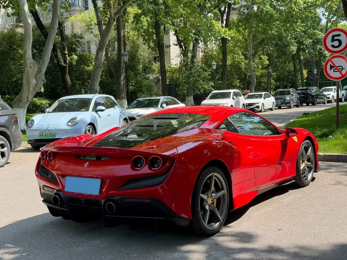 2019 Aston Martin DB11 5.2T 639HP V12 8AT,autocango,china used car exporter,china ev exporter,chinese used car exporter,chinese used ev exporter