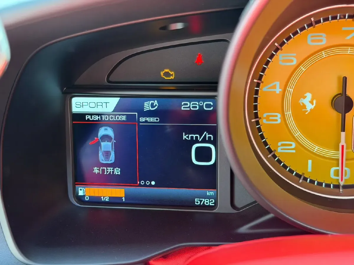 2019 Aston Martin DB11 5.2T 639HP V12 8AT,autocango,china used car exporter,china ev exporter,chinese used car exporter,chinese used ev exporter