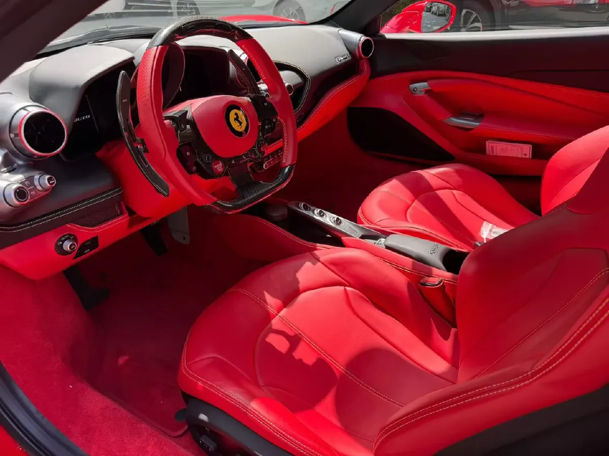 2019 Aston Martin DB11 5.2T 639HP V12 8AT,autocango,china used car exporter,china ev exporter,chinese used car exporter,chinese used ev exporter