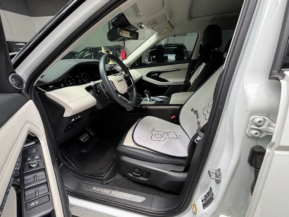 2023 Land Rover Range Rover Evoque 1.5T 200HP L3 8AT PHEV 15.5KWH,autocango,china used car exporter,china ev exporter,chinese used car exporter,chinese used ev exporter