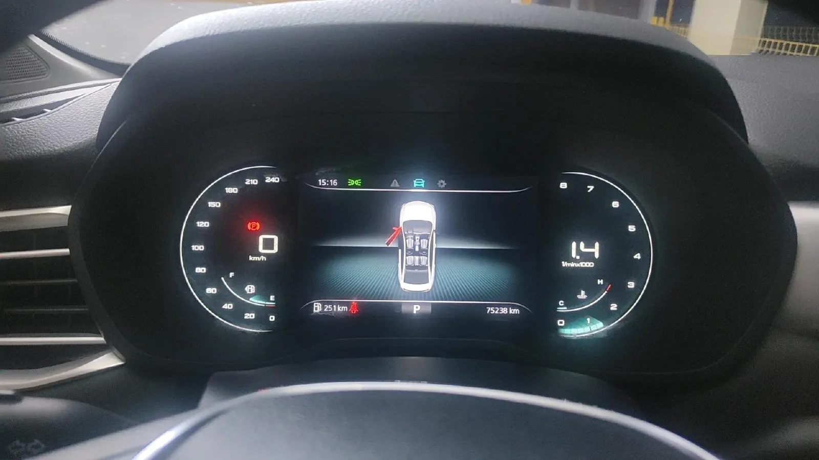 2019 Roewe i5 1.5L 120HP L4 CVT,autocango,china used car exporter,china ev exporter,chinese used car exporter,chinese used ev exporter