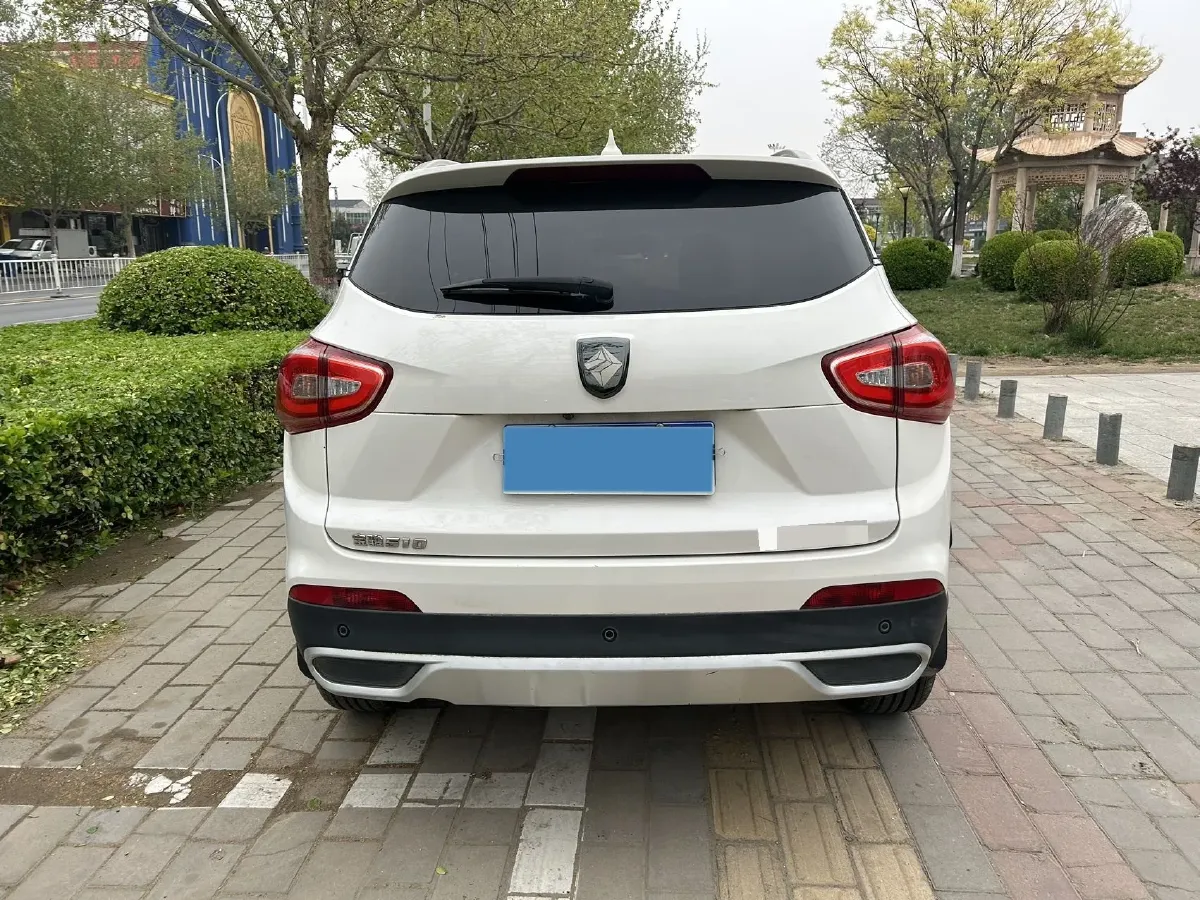 2017 BaoJun 510 1.5L 112HP L4 6MT,autocango,china used car exporter,china ev exporter,chinese used car exporter,chinese used ev exporter