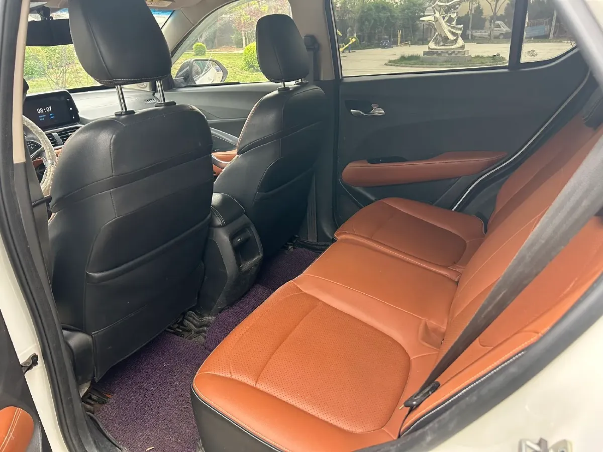 2017 BaoJun 510 1.5L 112HP L4 6MT,autocango,china used car exporter,china ev exporter,chinese used car exporter,chinese used ev exporter