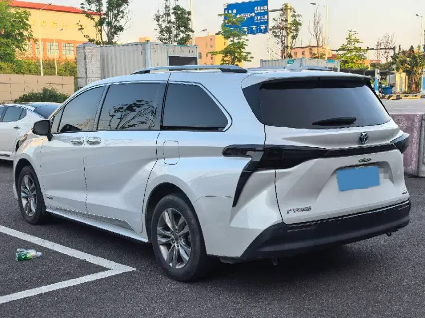 2023 Toyota Sienna 2.5L 189HP L4 E-CVT Hybrid,autocango,china used car exporter,china ev exporter,chinese used car exporter,chinese used ev exporter