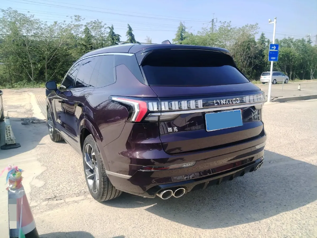 2021 Kia Carnival 2.0T 233HP L4 8AT,autocango,china used car exporter,china ev exporter,chinese used car exporter,chinese used ev exporter