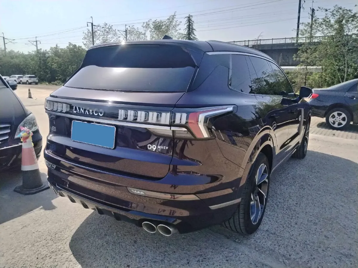 2021 Kia Carnival 2.0T 233HP L4 8AT,autocango,china used car exporter,china ev exporter,chinese used car exporter,chinese used ev exporter