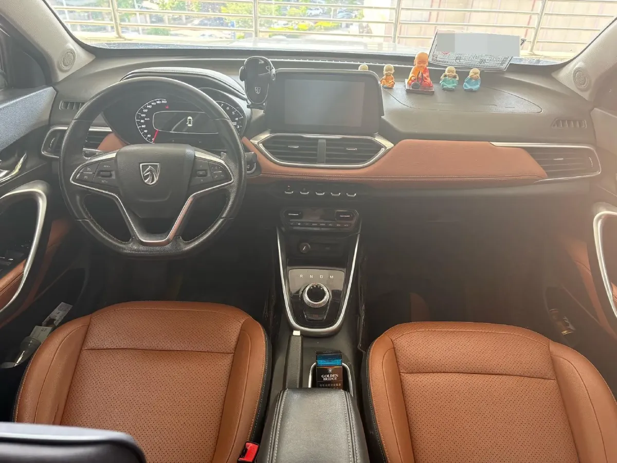 2018 KaiYi E3 1.6L 110HP L4 5MT,autocango,china used car exporter,china ev exporter,chinese used car exporter,chinese used ev exporter