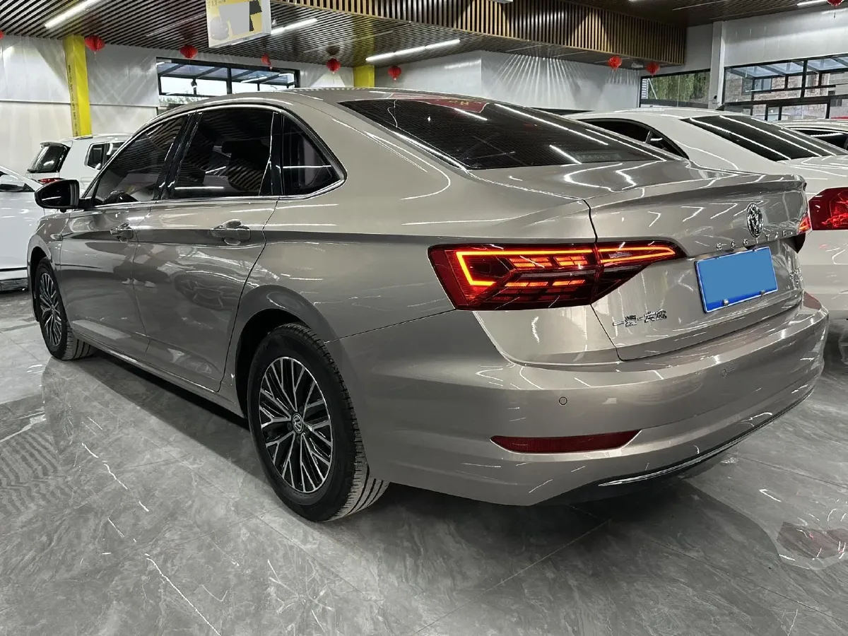 2020 Volkswagen Sagitar 1.2T 116HP L4 7DCT,autocango,china used car exporter,china ev exporter,chinese used car exporter,chinese used ev exporter