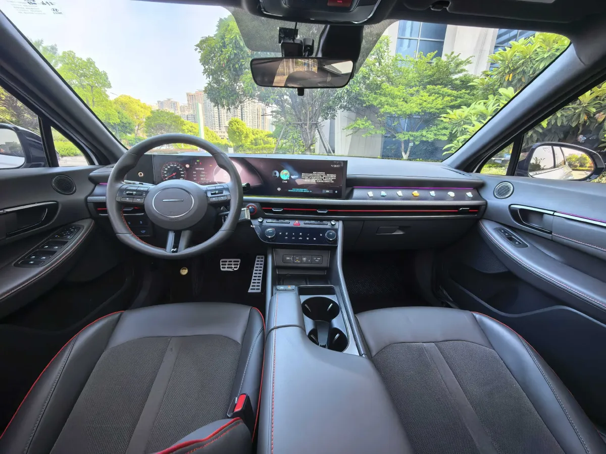 2024 Hyundai Sonata 2.0T 250HP L4 8AT,autocango,china used car exporter,china ev exporter,chinese used car exporter,chinese used ev exporter