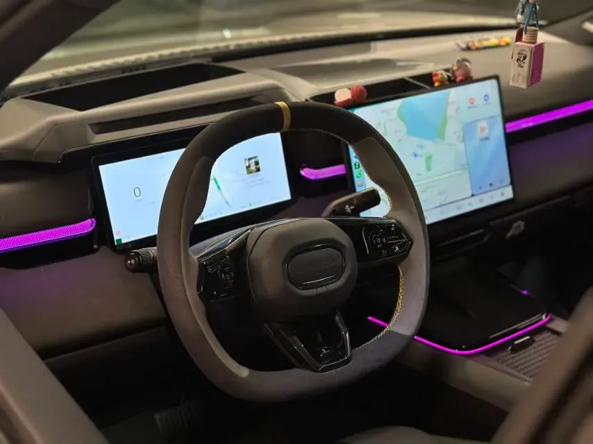 2023 LYNK&CO 08 EM-P 1.5T 163HP L4 3DHT PHEV 39.6KWH,autocango,china used car exporter,china ev exporter,chinese used car exporter,chinese used ev exporter