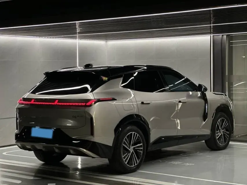 2023 LYNK&CO 08 EM-P 1.5T 163HP L4 3DHT PHEV 39.6KWH,autocango,china used car exporter,china ev exporter,chinese used car exporter,chinese used ev exporter