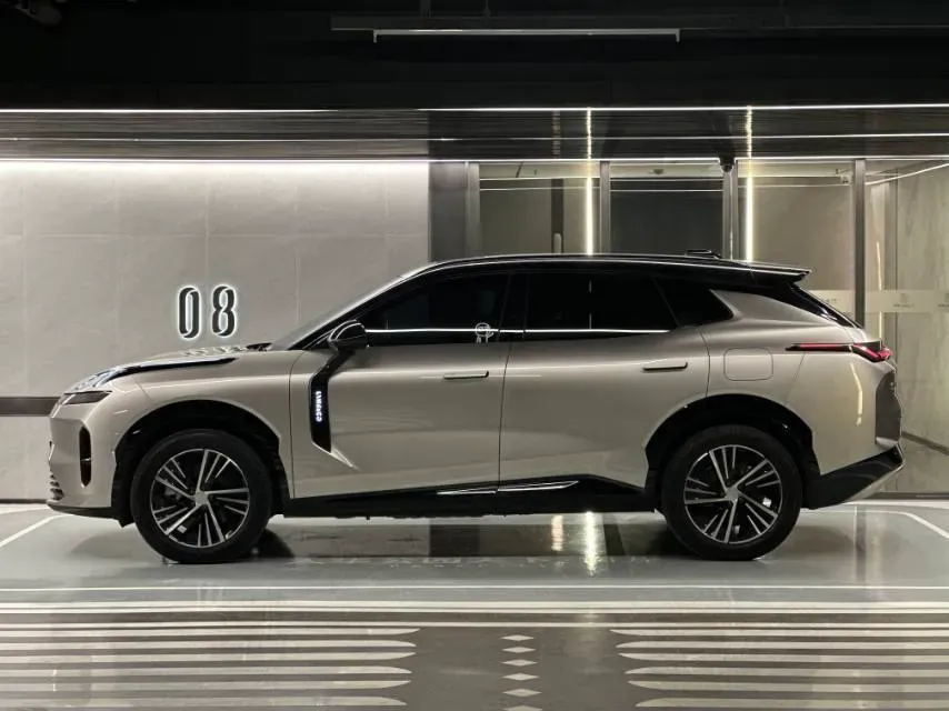 2023 LYNK&CO 08 EM-P 1.5T 163HP L4 3DHT PHEV 39.6KWH,autocango,china used car exporter,china ev exporter,chinese used car exporter,chinese used ev exporter