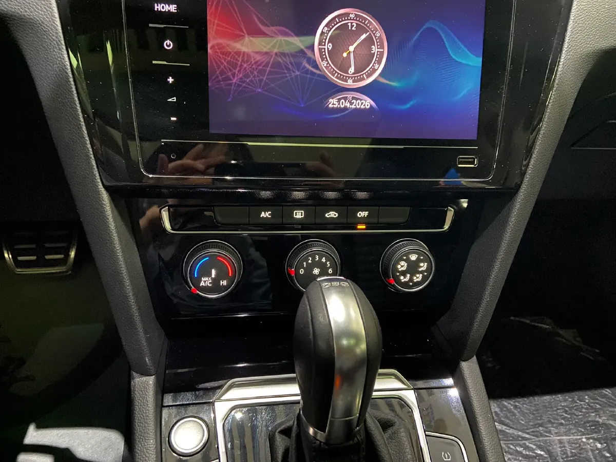 2023 Volkswagen Magotan 1.4T 150HP L4 7DCT,autocango,china used car exporter,china ev exporter,chinese used car exporter,chinese used ev exporter