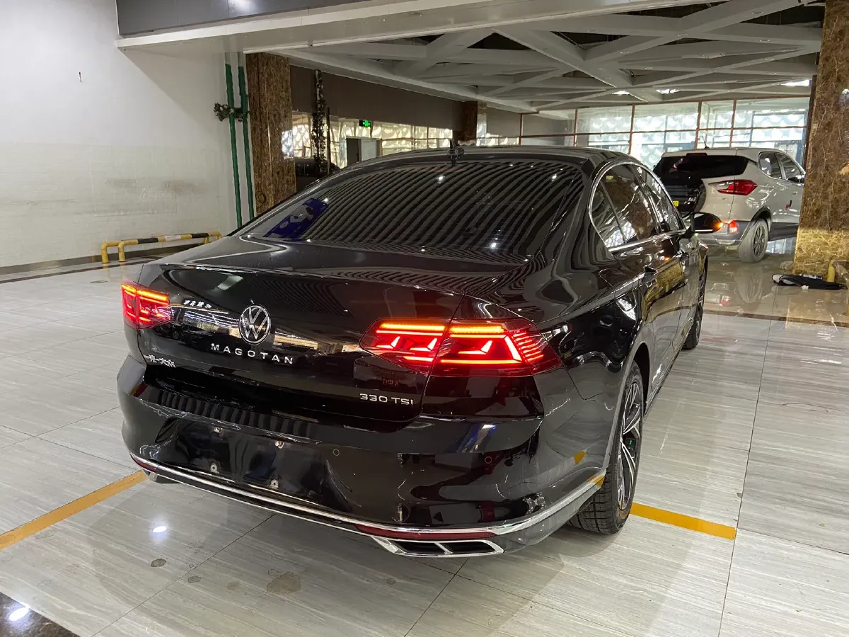 2023 Volkswagen Magotan 1.4T 150HP L4 7DCT,autocango,china used car exporter,china ev exporter,chinese used car exporter,chinese used ev exporter