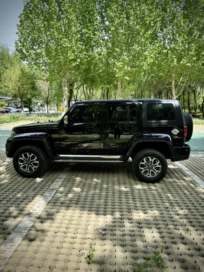 2023 Beijing BJ40 2.0T 224HP L4 8AT,autocango,china used car exporter,china ev exporter,chinese used car exporter,chinese used ev exporter