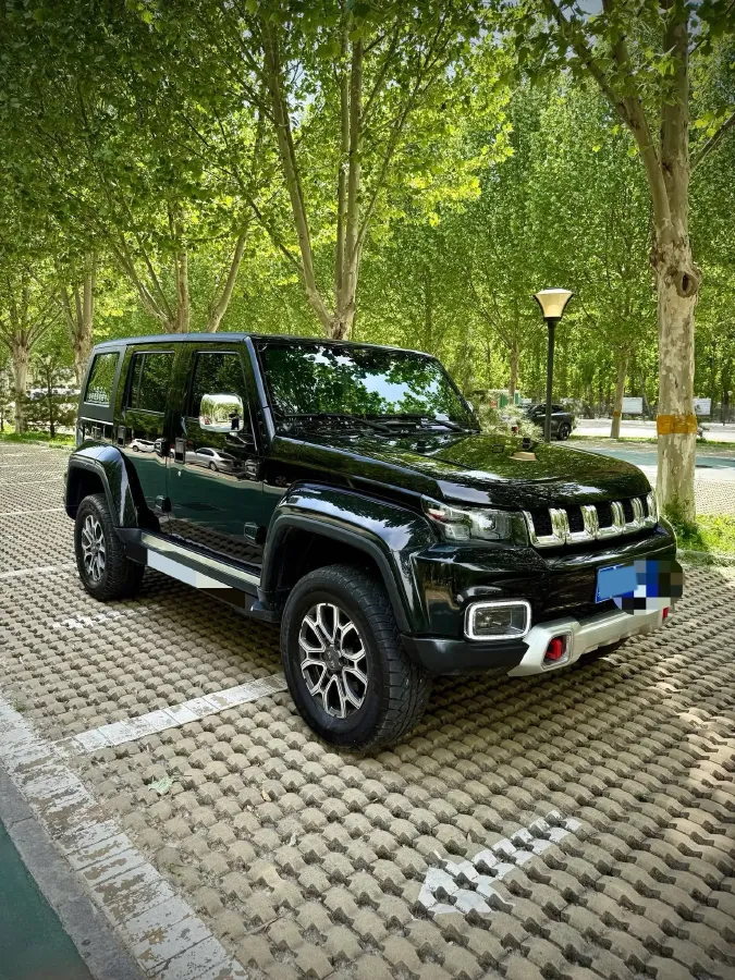 2023 Beijing BJ40 2.0T 224HP L4 8AT,autocango,china used car exporter,china ev exporter,chinese used car exporter,chinese used ev exporter
