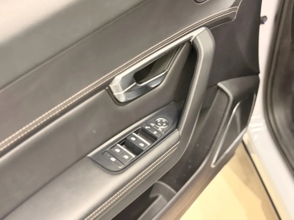 2019 BYD Song Pro 1.5T 160HP L4 6DCT,autocango,china used car exporter,china ev exporter,chinese used car exporter,chinese used ev exporter