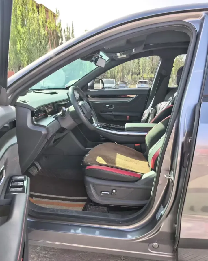 2022 Jetour DASHING 1.6T 197HP L4 7DCT,autocango,china used car exporter,china ev exporter,chinese used car exporter,chinese used ev exporter