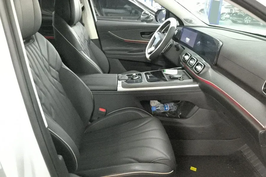 2023 Chery Tiggo 9 2.0T 261HP L4 8AT,autocango,china used car exporter,china ev exporter,chinese used car exporter,chinese used ev exporter