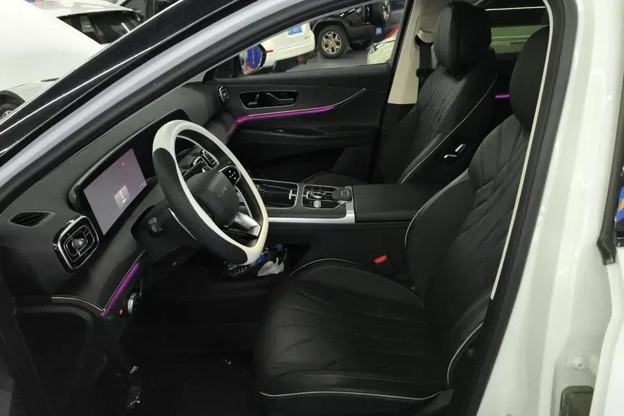 2023 Chery Tiggo 9 2.0T 261HP L4 8AT,autocango,china used car exporter,china ev exporter,chinese used car exporter,chinese used ev exporter