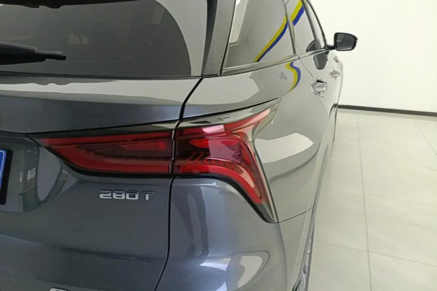 2021 ChangAn CS75 Plus 1.5T 178HP L4 6AT,autocango,china used car exporter,china ev exporter,chinese used car exporter,chinese used ev exporter