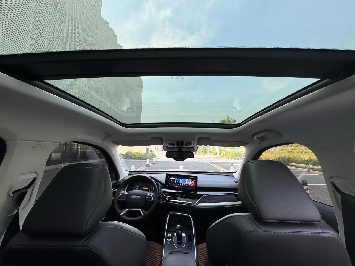 2021 Haval H6 1.5T 169HP L4 7DCT,autocango,china used car exporter,china ev exporter,chinese used car exporter,chinese used ev exporter