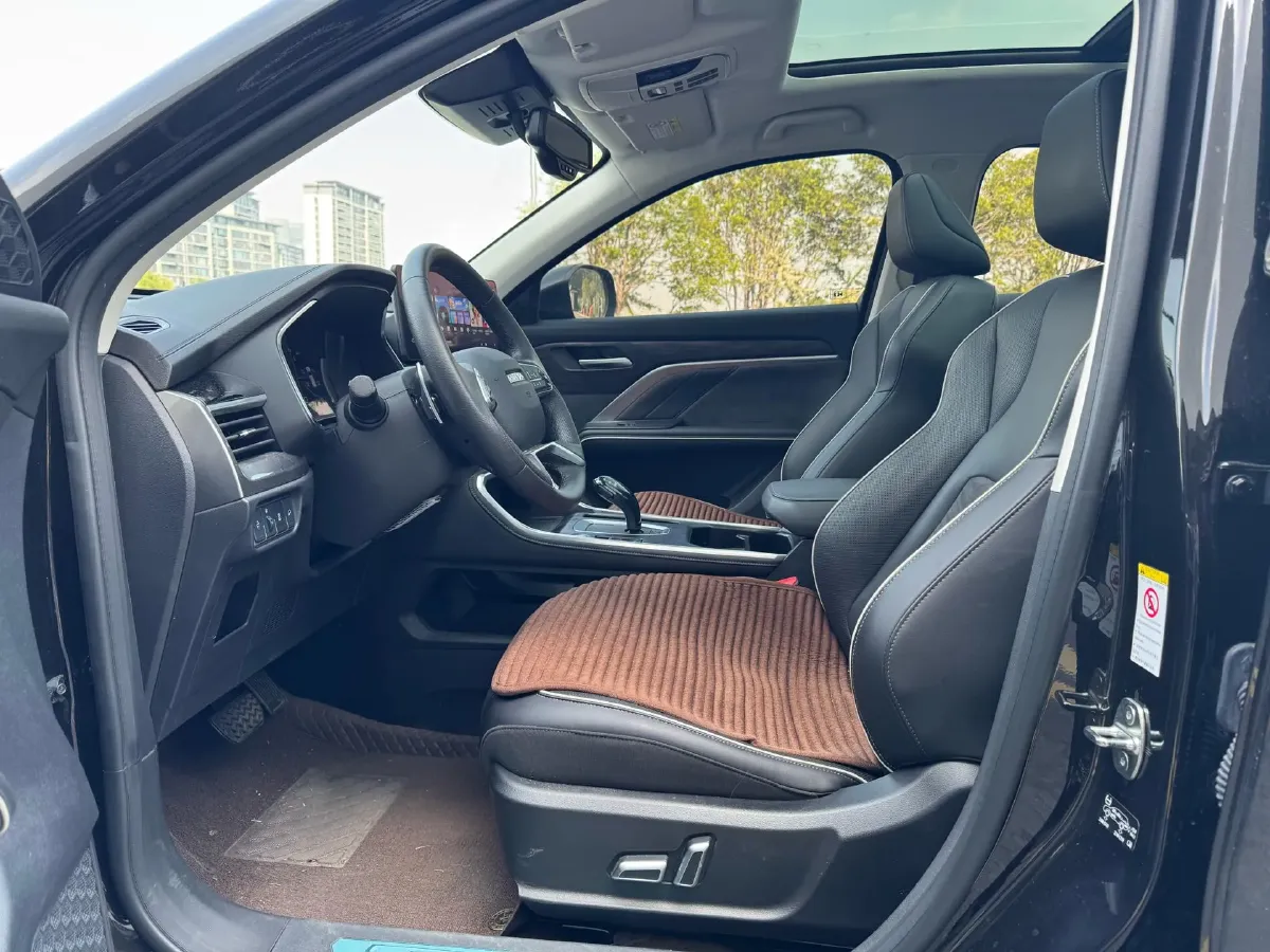 2021 Haval H6 1.5T 169HP L4 7DCT,autocango,china used car exporter,china ev exporter,chinese used car exporter,chinese used ev exporter