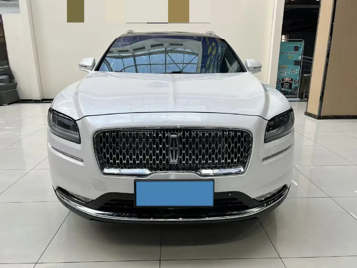 2022 Lincoln Corsair 2.0T 245HP L4 8AT,autocango,china used car exporter,china ev exporter,chinese used car exporter,chinese used ev exporter